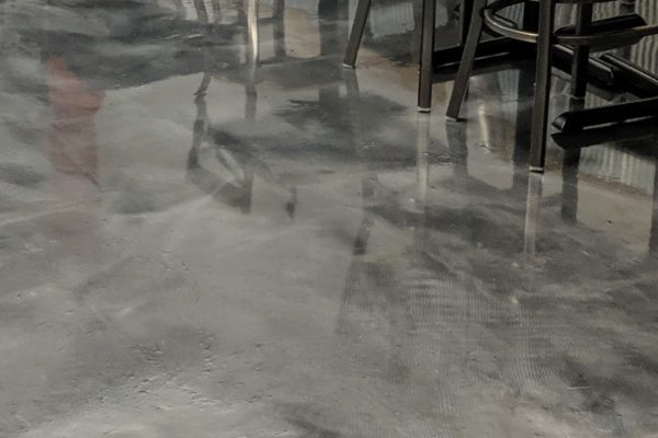 00000IMG_00000_BURST20190630221750045_COVER